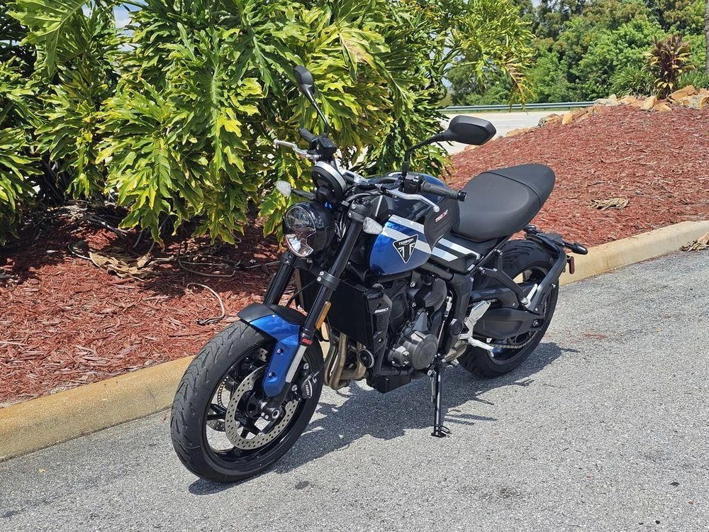 2025 Triumph Trident 660 Cobalt Blue/sapphire Black