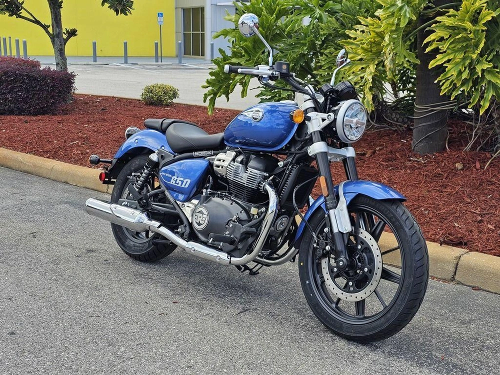 2024 Royal Enfield Super Meteor 650 Astral Blue