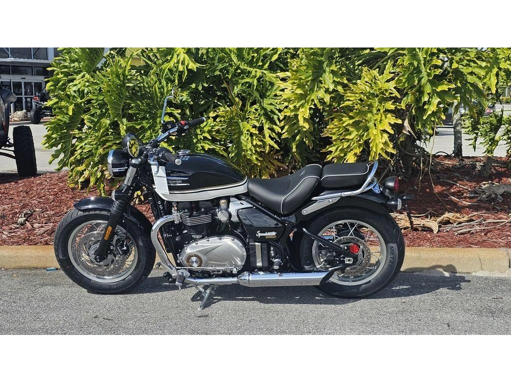 2026 Triumph Bonneville Speedmaster Sapphire Black