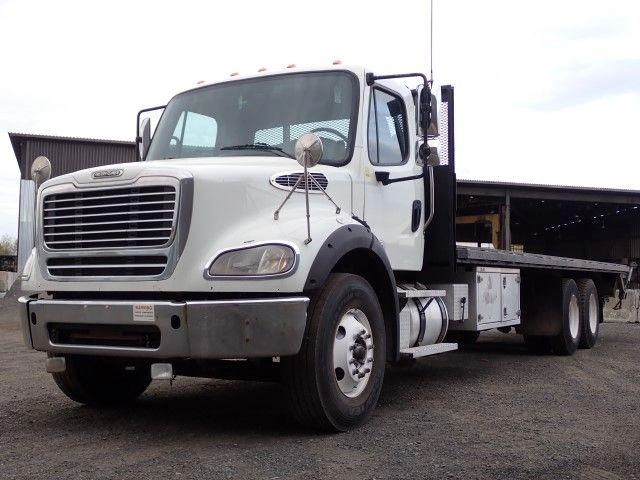 2021 Freightliner M2-112