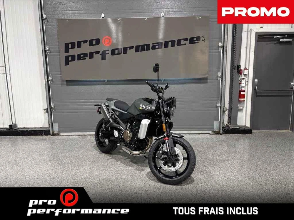 Husqvarna Svartpilen 801 2027 alt