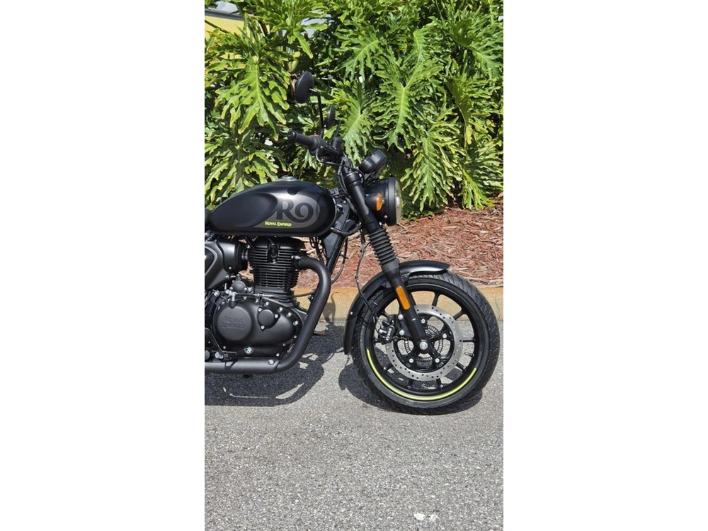 2027 Royal Enfield Hunter 350 Graphite Grey