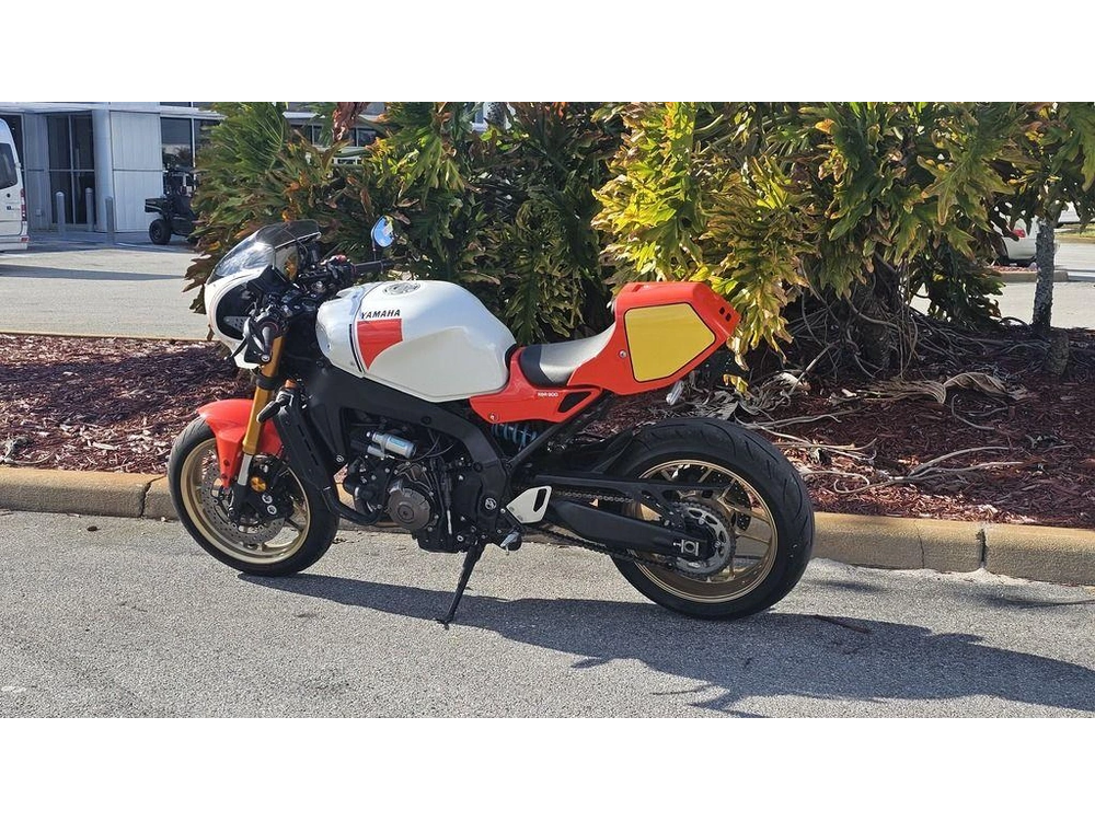 2024 Yamaha Xsr900