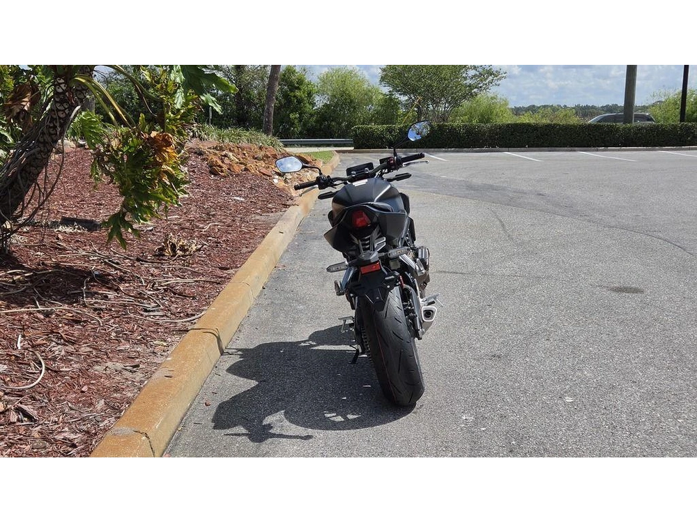 2026 Honda Cb650r E-clutch