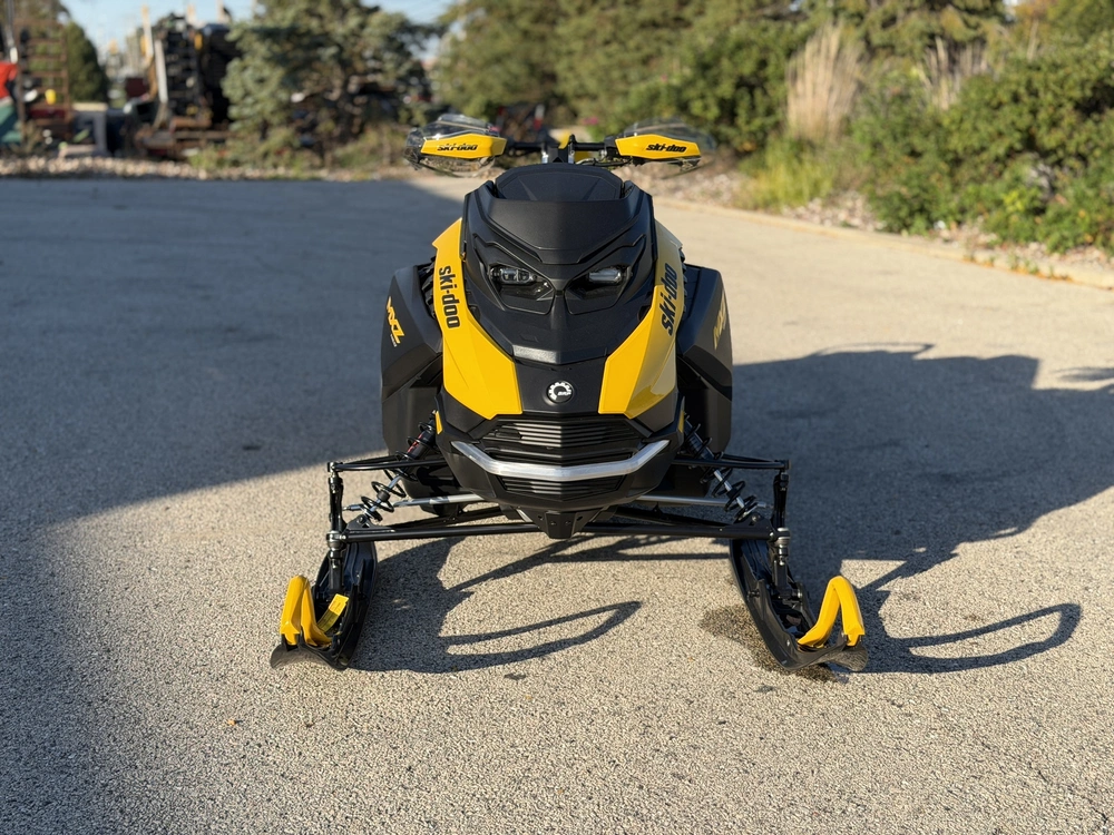 2027 Ski-doo Mxz Neo+ 600 Efi 55 Rs 1.25" Es