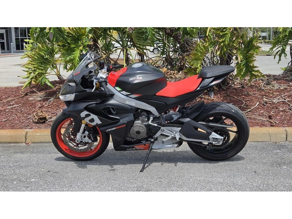 2022 Aprilia Rs 660