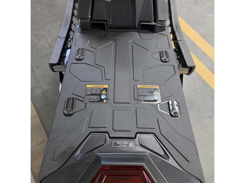 2027 Polaris Prostar S4 Indy Xc 137 alt