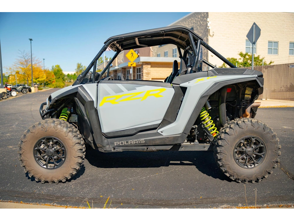 2025 Polaris Rzr Xp 1000 Ultimate