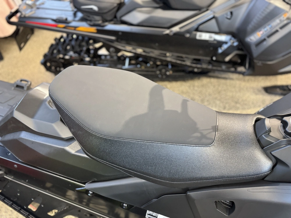 Ski-doo Renegade Enduro 600rr 2027 alt