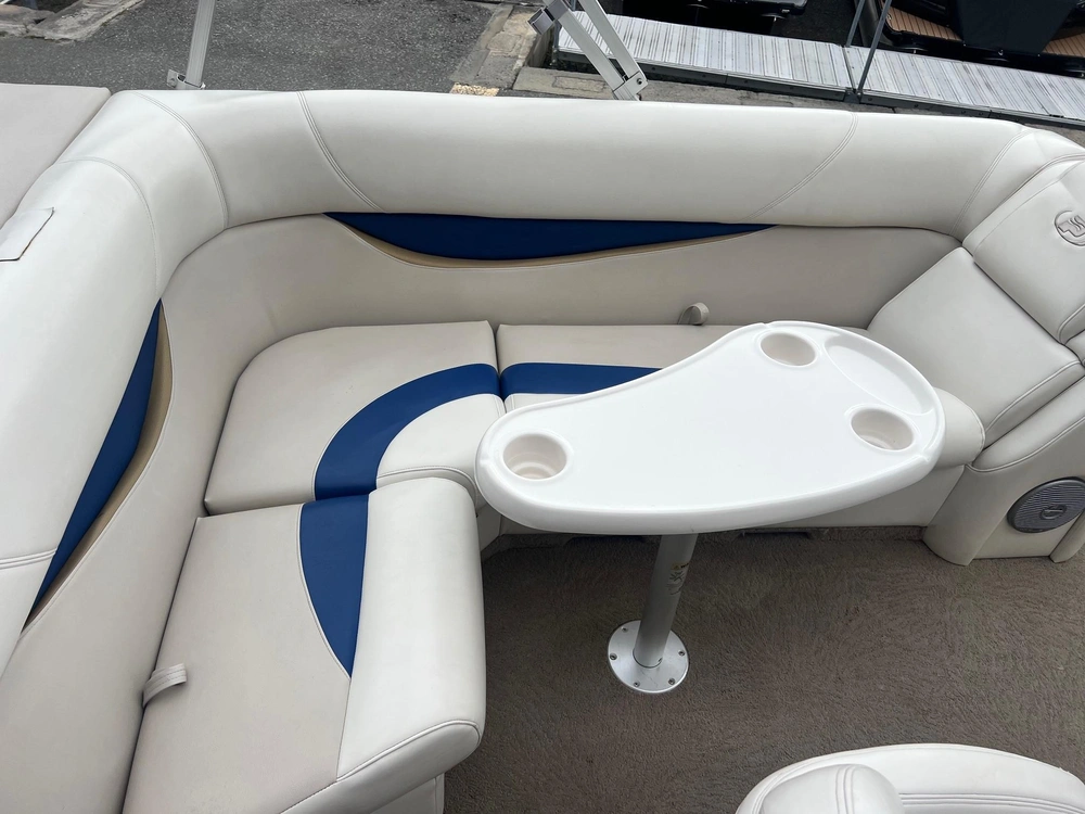 Princecraft Vantage 23 2010