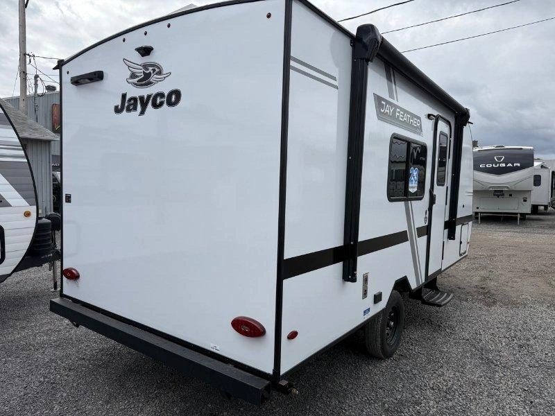 Jayco Jay Feather 17rbsl 2027