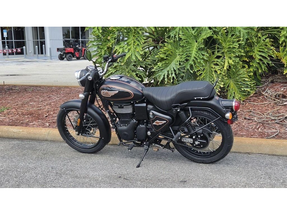 2027 Royal Enfield Bullet 350 Black Gold