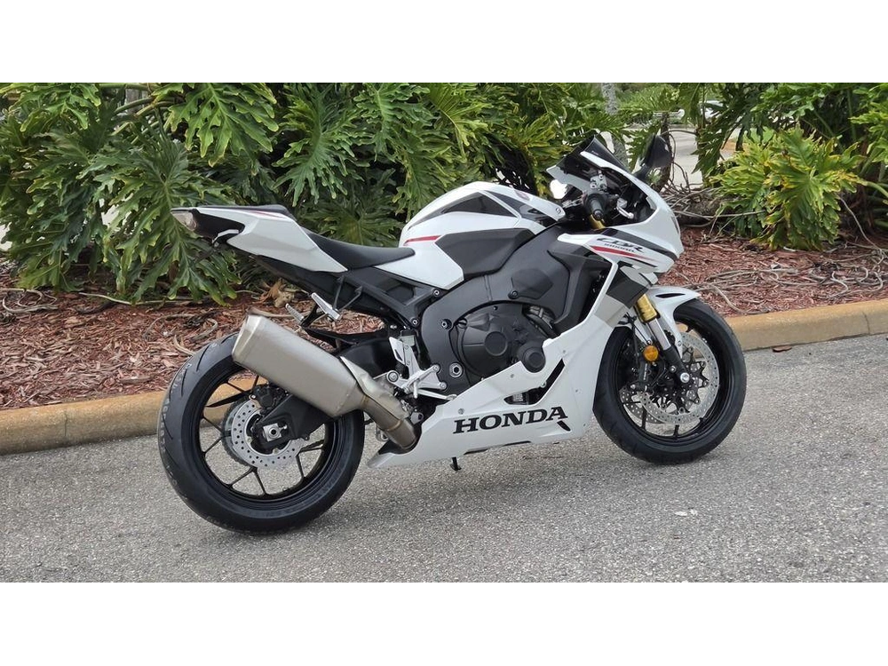 2027 Honda Cbr1000rr