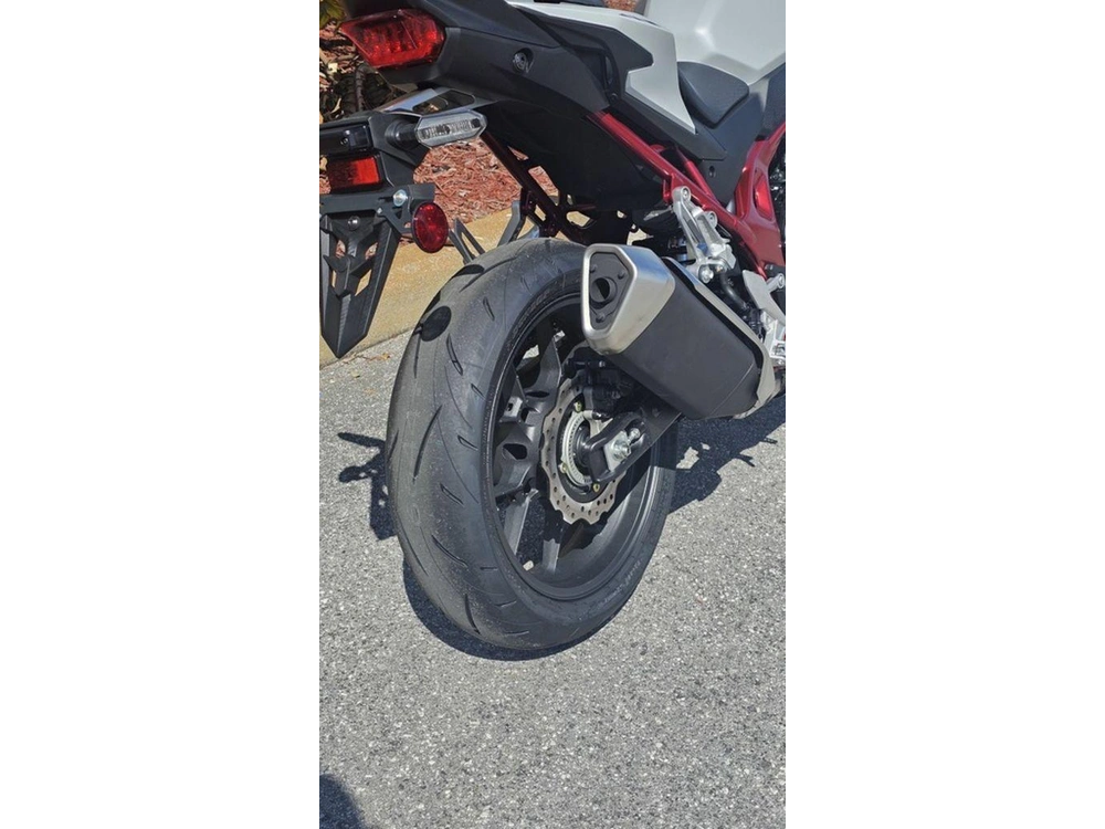 2025 Honda Cb750 Hornet