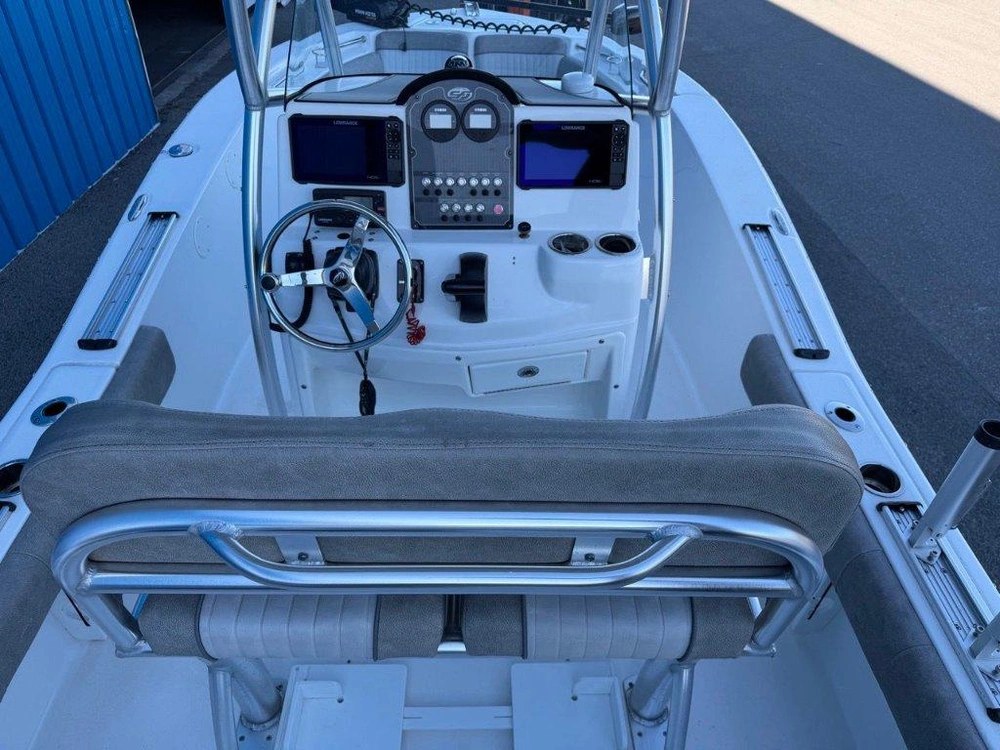 2018 Other Commander 206