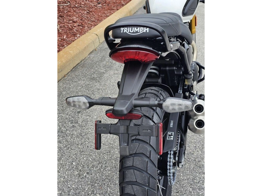 2026 Triumph Scrambler 400 Xc Vanilla White