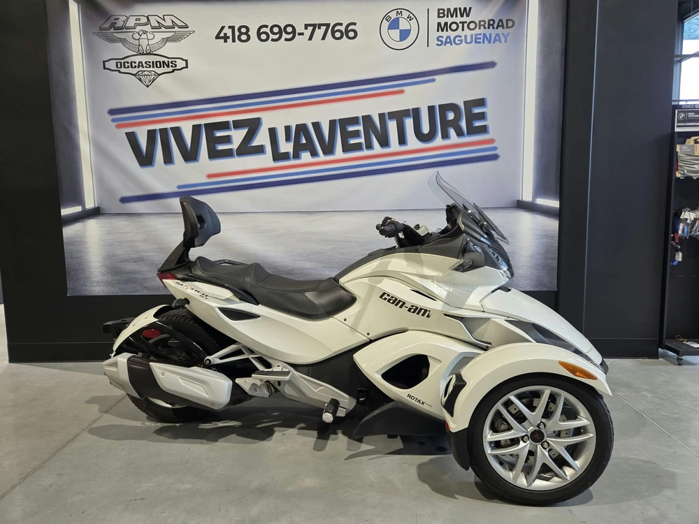 Can-am Spyder St 2014