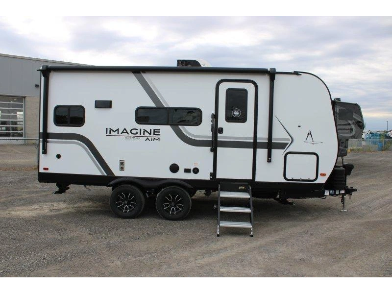 2027 Grand Design Imagine 17mka
