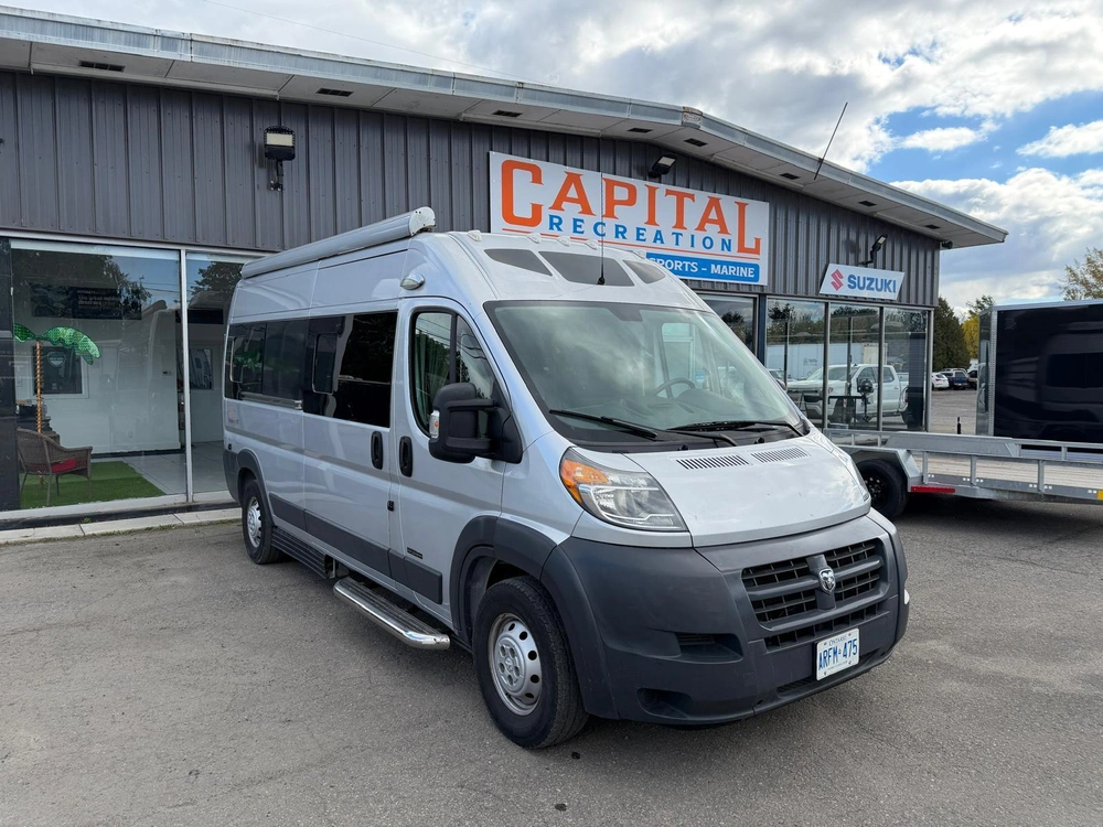 2018 Roadtrek Simplicity Srt