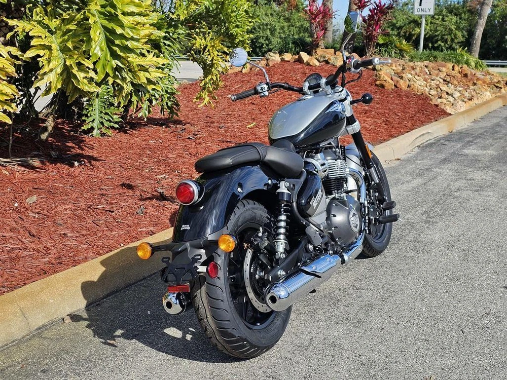 2024 Royal Enfield Super Meteor 650 Interstellar Grey