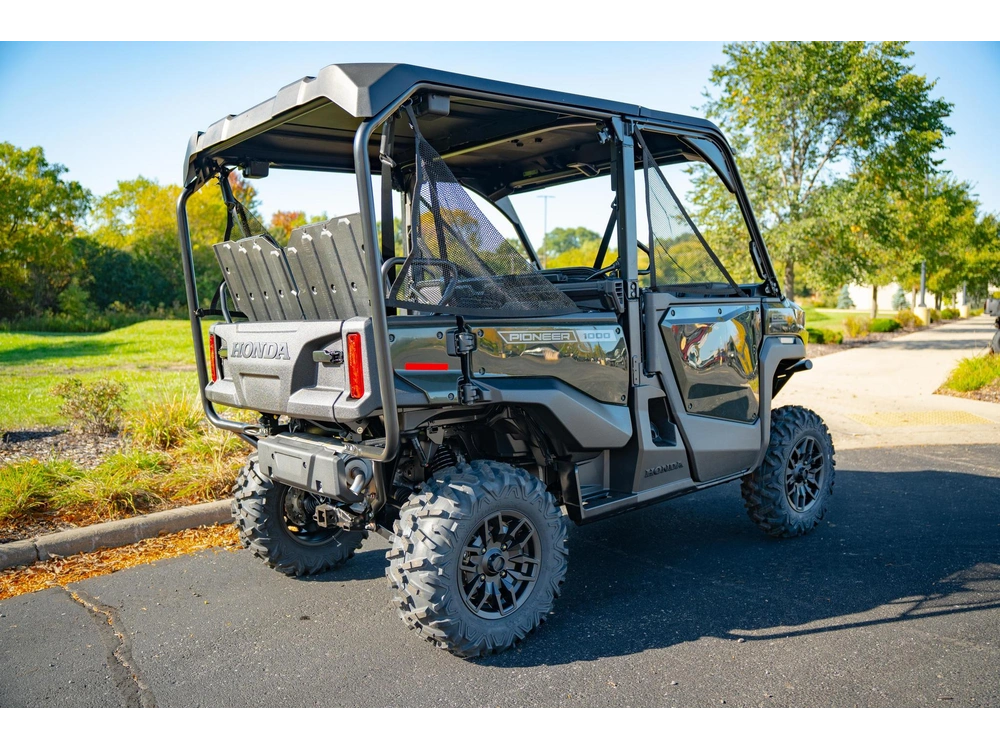 2026 Honda Pioneer 1000-5 Deluxe