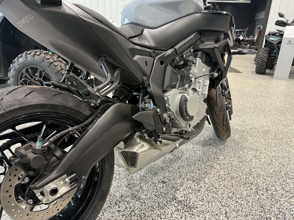 Cfmoto 675nk 2026
