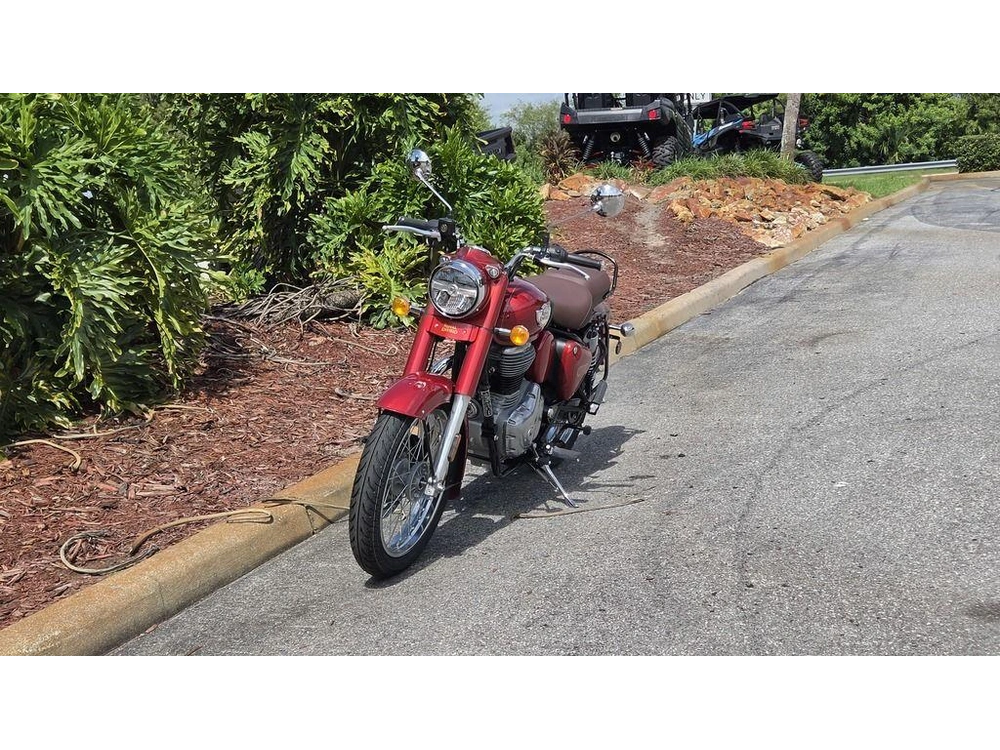 2027 Royal Enfield Classic 350 Madras Red