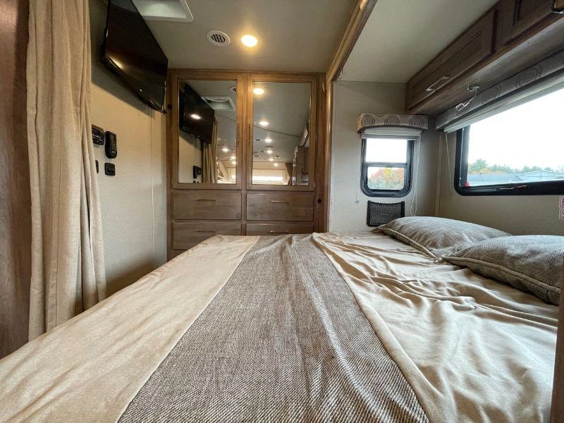 Entegra Odyssey 24b 2019