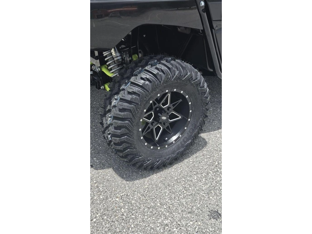 2025 Kawasaki Teryx4™ S Le