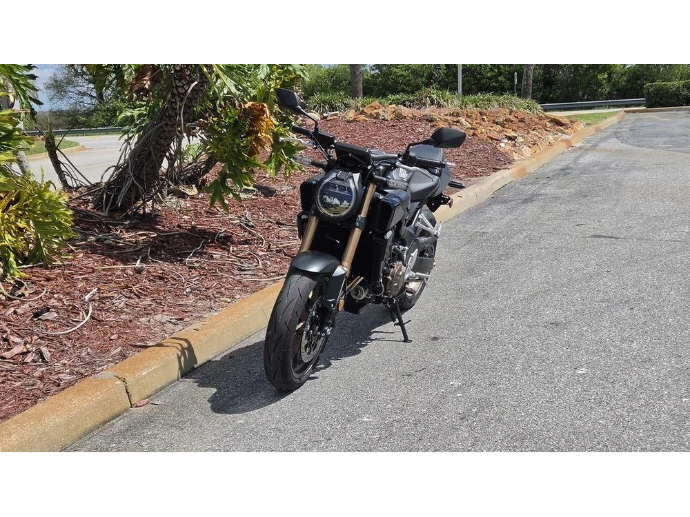 2026 Honda Cb650r E-clutch