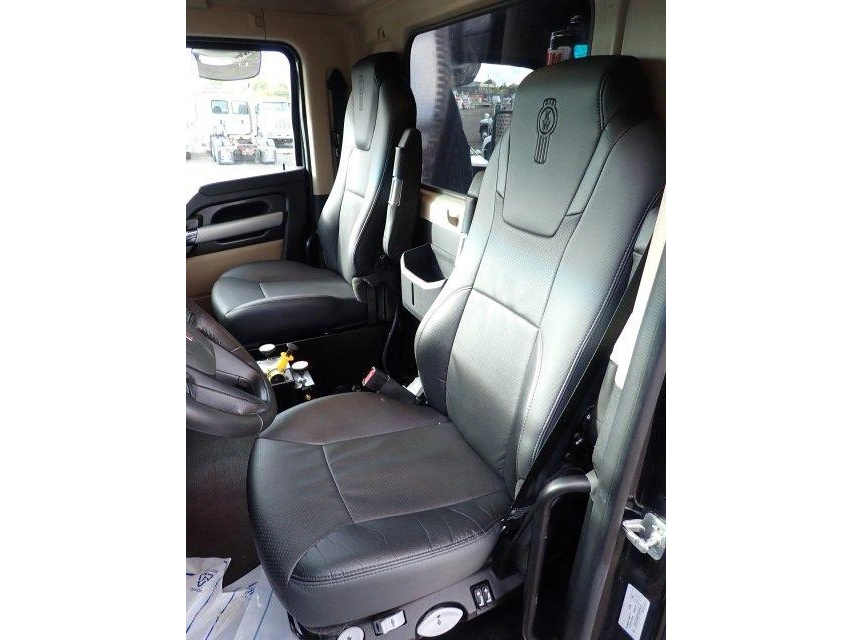 Kenworth T880 2025