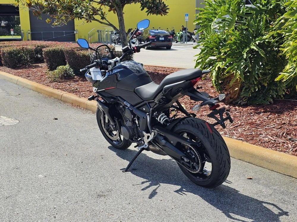 2025 Triumph Tiger Sport 660 Sapphire Black
