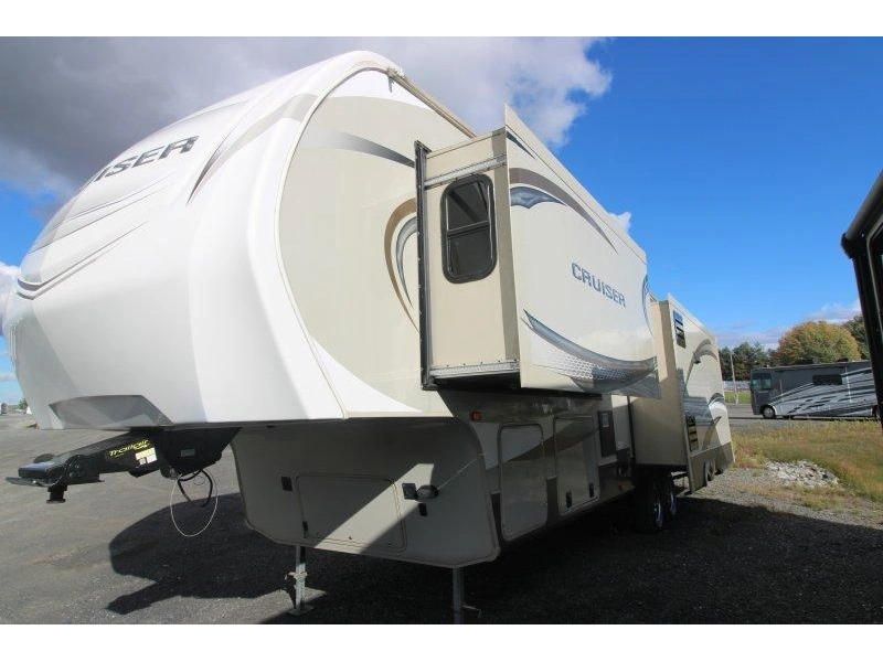 2015 Crossroads Cruiser 333rl