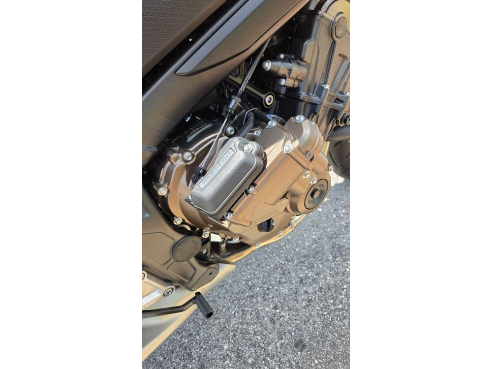 2026 Honda Cb650r E-clutch