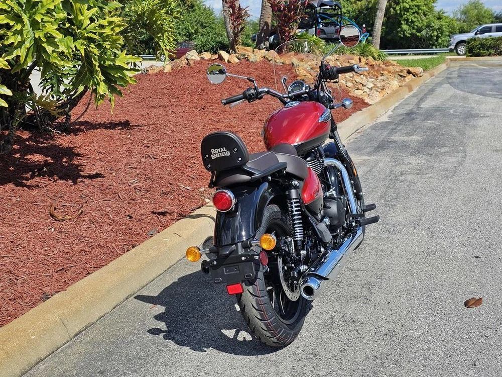 2024 Royal Enfield Meteor 350 Supernova Red