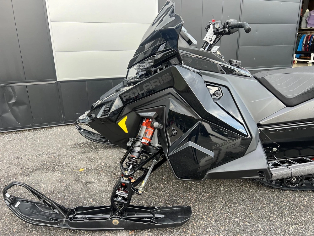 Polaris 9r Indy Vr1 Dynamix 137 2027 alt