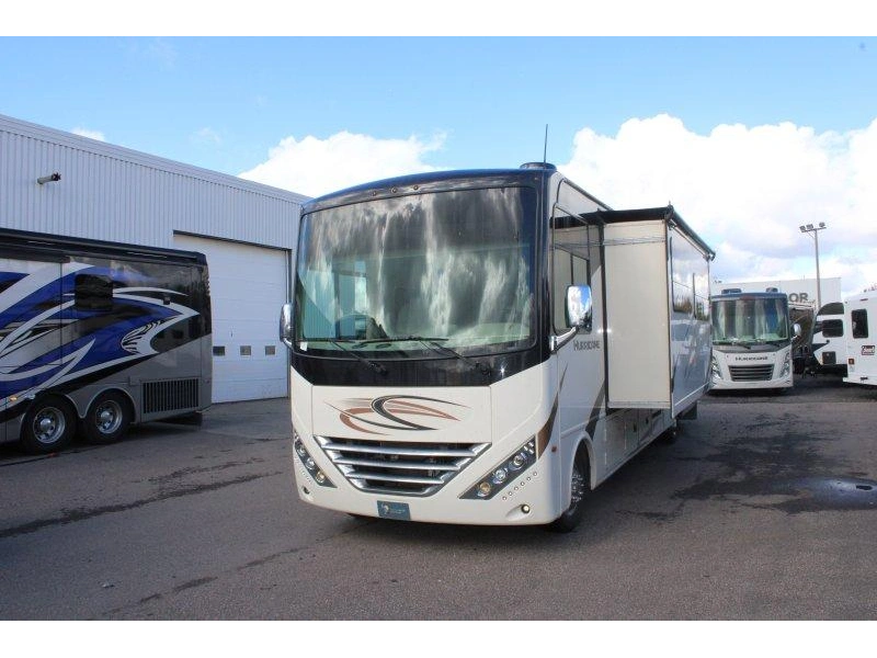 2020 Thor Motor Coach Hurricane 35m
