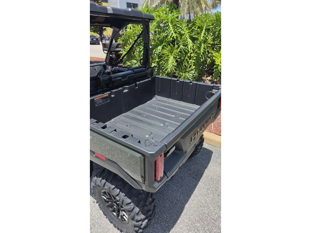2026 Honda Pioneer 1000 Deluxe