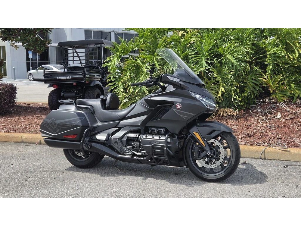 2025 Honda Gold Wing 50th Anniversary Dct