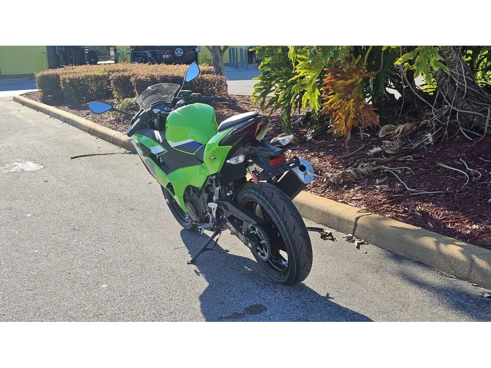2026 Kawasaki Ninja® 500