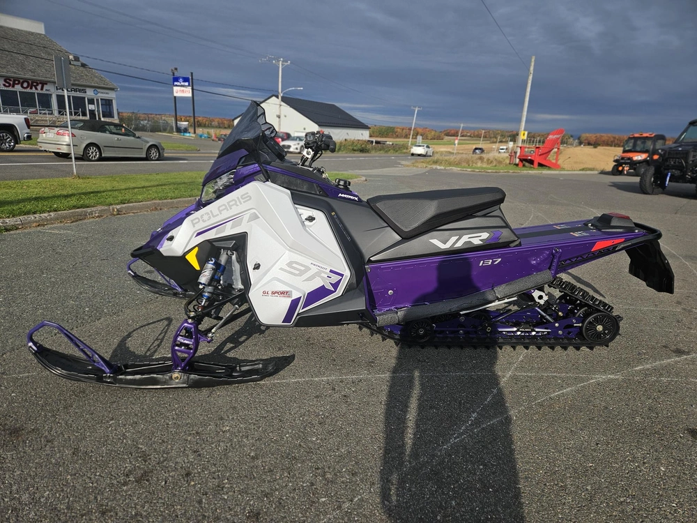 Polaris 9r Indy Vr1 137 2027 alt