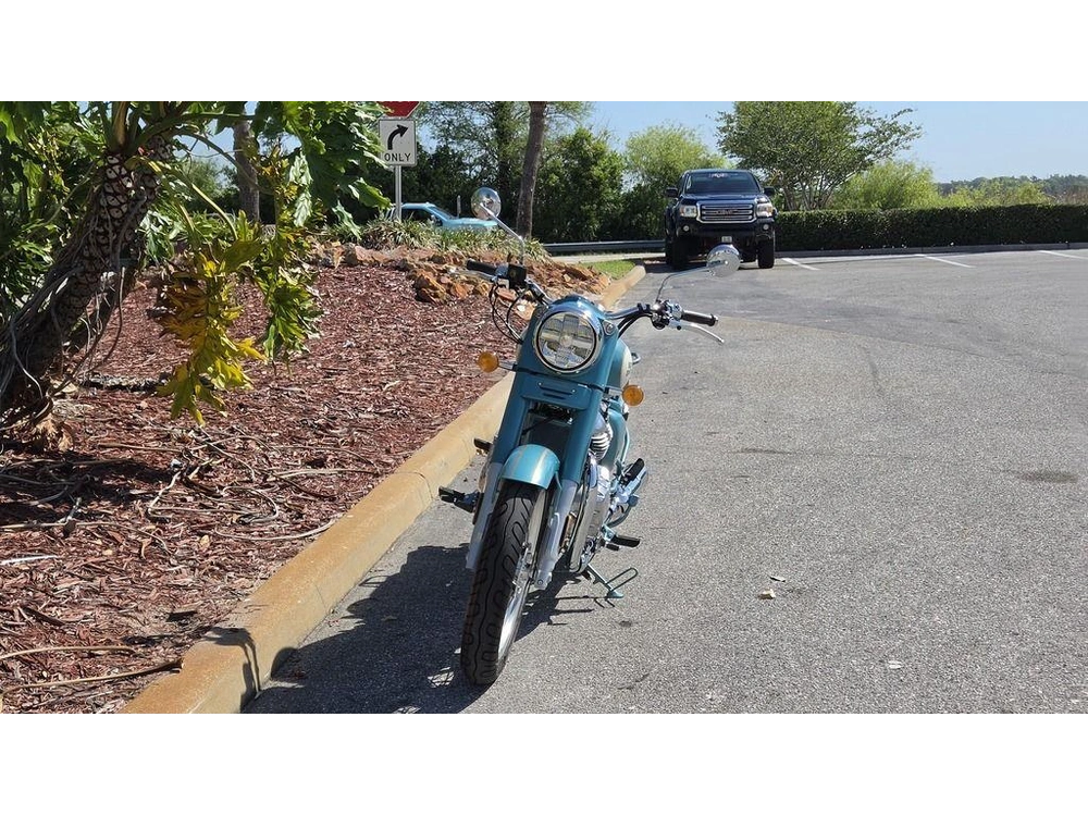 2026 Royal Enfield Classic 650 Classic Teal