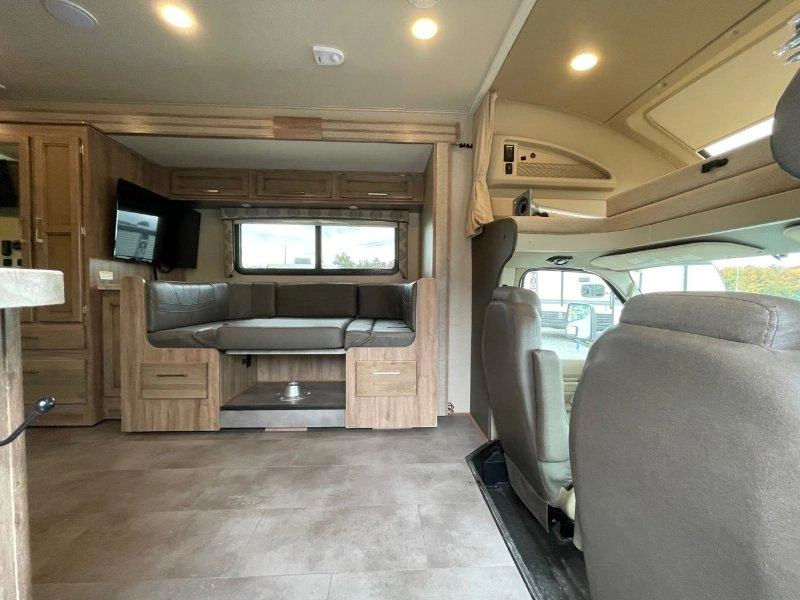 Entegra Odyssey 24b 2019