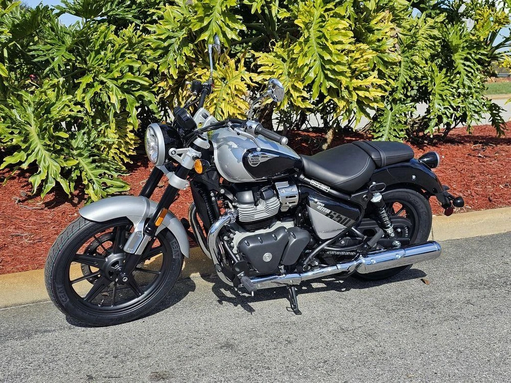 2024 Royal Enfield Super Meteor 650 Interstellar Grey