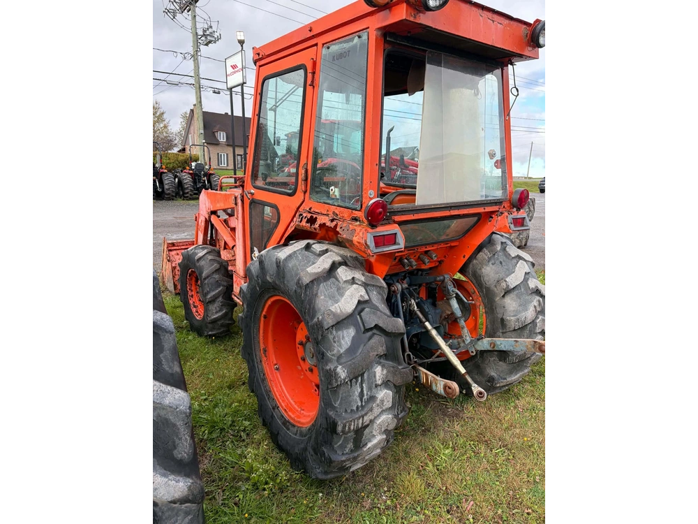 Kubota L2850 1986