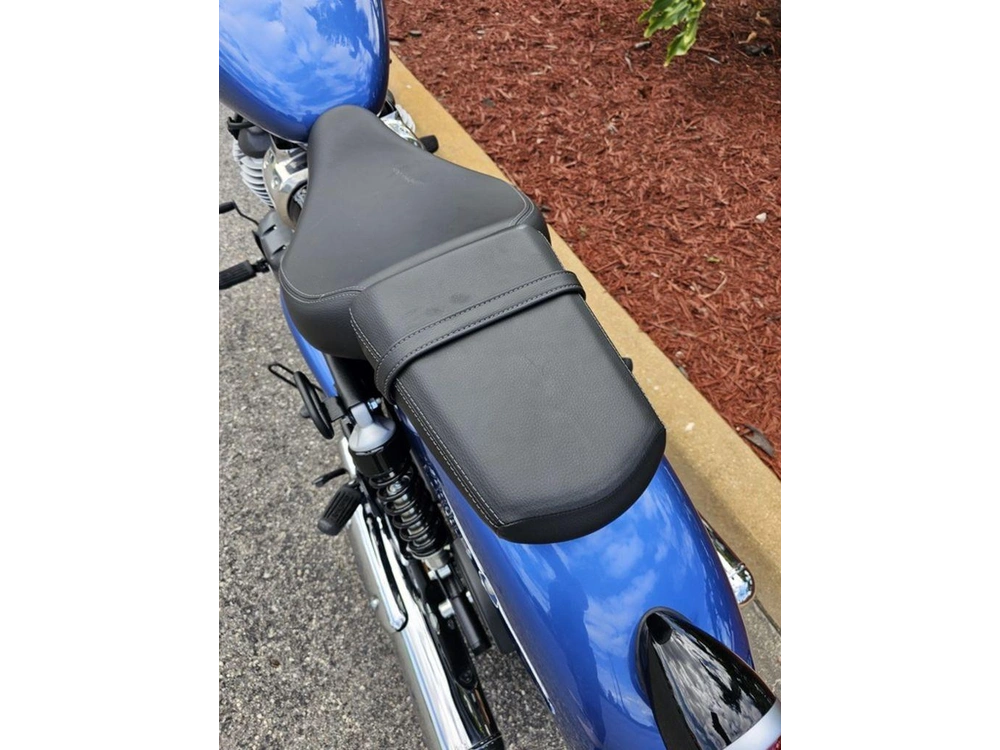 2024 Royal Enfield Super Meteor 650 Astral Blue