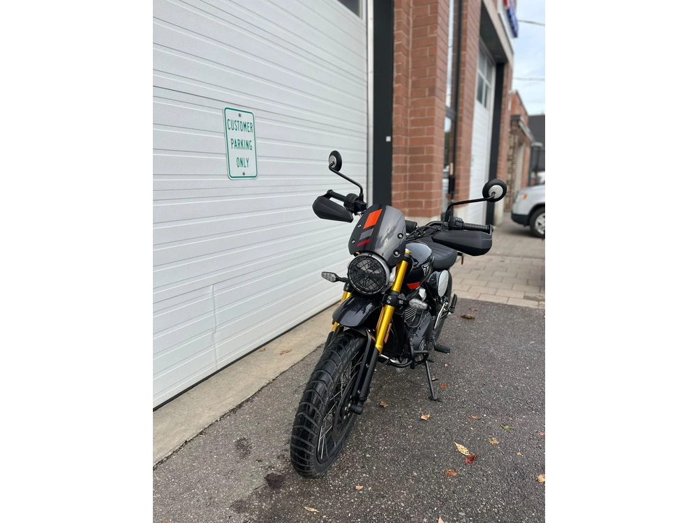 2026 Triumph Scrambler 400 Xc alt