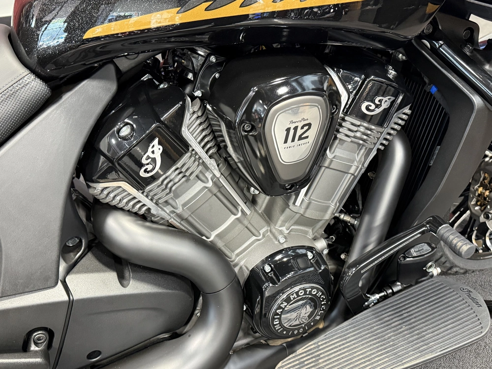 2026 Indian Motorcycle Challenger Dark Horse 112