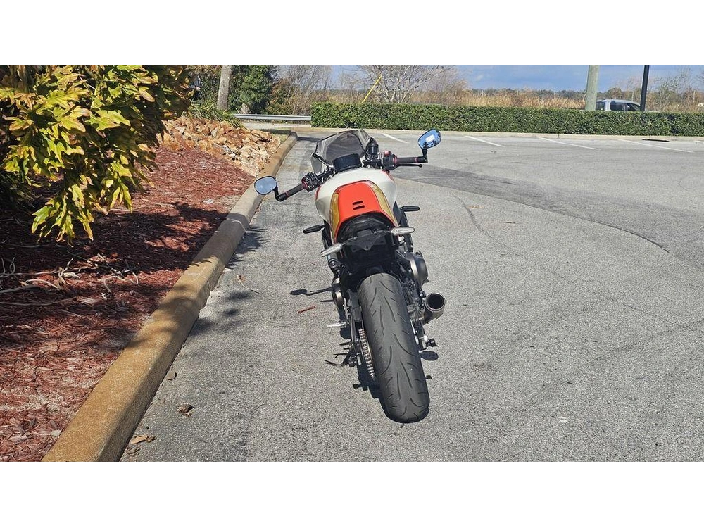 2024 Yamaha Xsr900