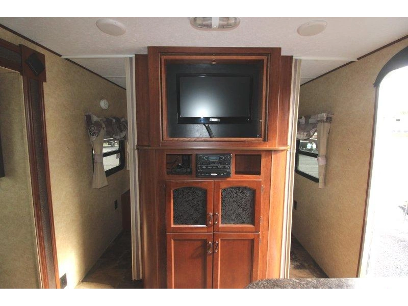2013 Prime Time Avenger 23fbs
